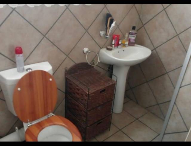 0 BEDROOM APARTMENT FOR SALE IN VANDERBIJLPARK SE 4